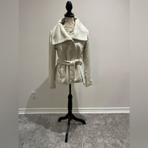 Cost Blanca waist length jacket. Cream color. Great condition.